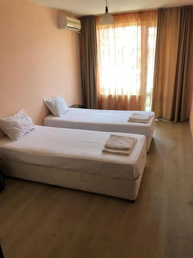 Anfid Apartments Bourgas 0*, Burgas